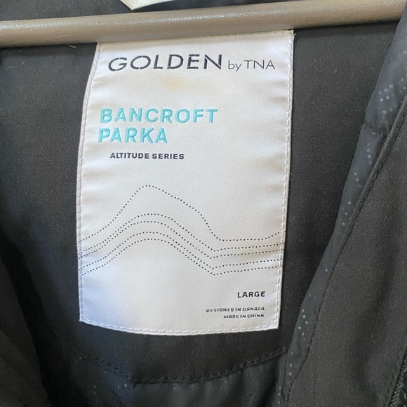 SOLD! Aritzia TNA Bancroft Parka, L (Fits M/L) - Picture 9 of 10